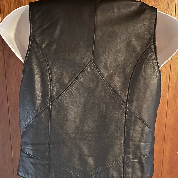 Ladies Leather Vest The Leather Ranch size Small - Picture 9 of 9